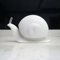 QUALY Escar Snail Shaped Soap Dispenser Bathroom Shower Accessory